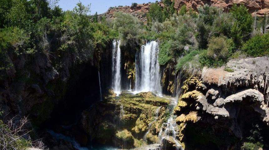Yerk&ouml;pr&uuml; Şelalesi T&uuml;rkiye&rsquo;nin &Ccedil;ekim Merkezlerinden Biri Haline Getiriliyor