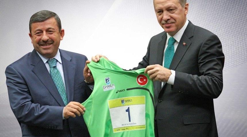 Darıca Belediye Başkanı Ş&uuml;kr&uuml; Karabacak: