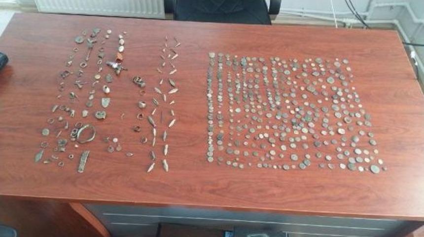 Bergama'da Işyerine Tarihi Eser Operasyonu