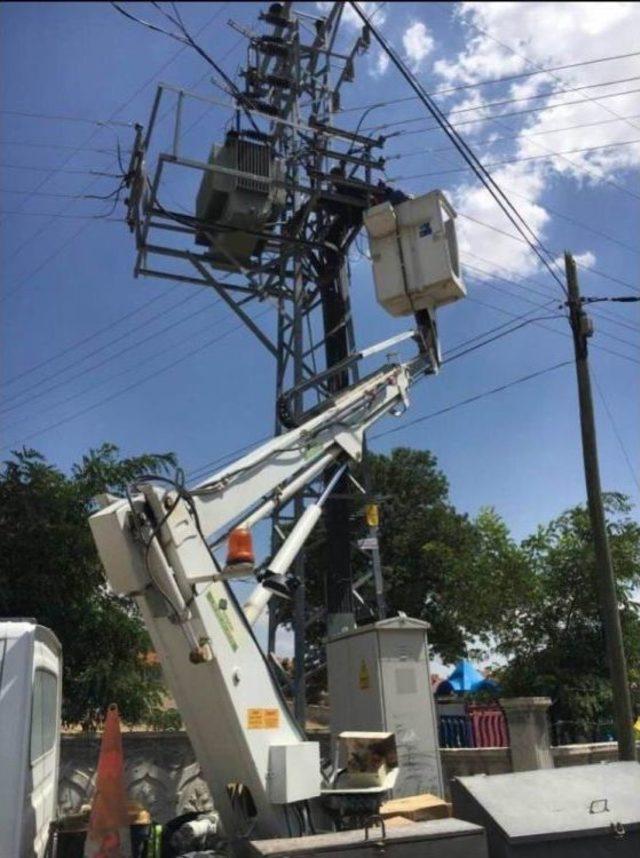 Elektrik Akımına Kapılan İşçi Hayatını Kaybetti