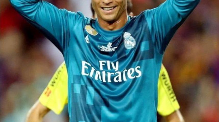 Ronaldo&rsquo;ya 5 Ma&ccedil; Ceza