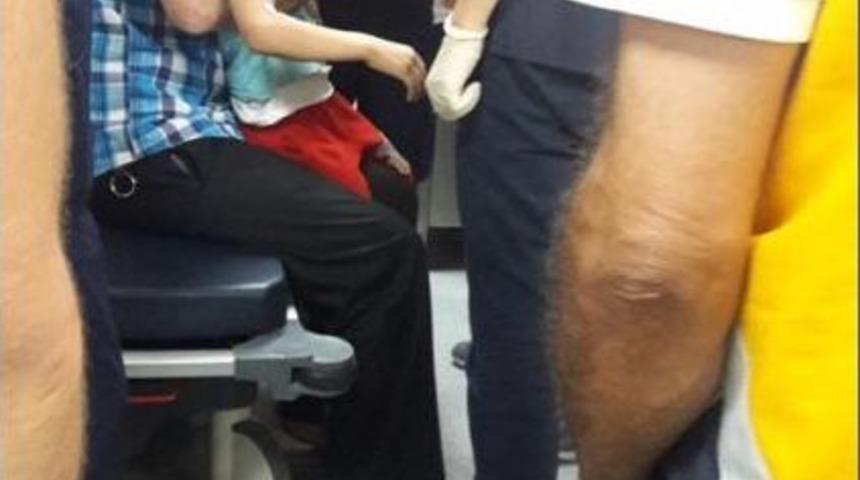 Koluna Saplanan Bı&ccedil;akla Hastaneye Getirildi