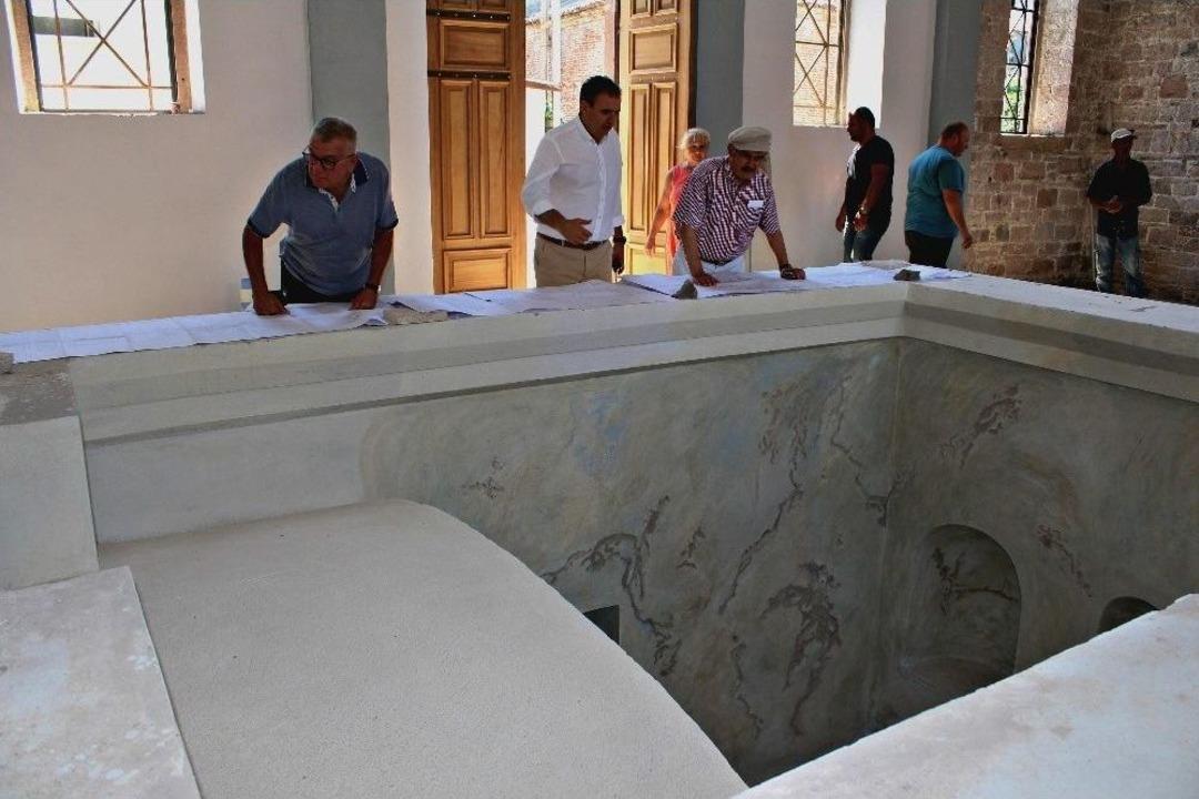 Yılmaz B&uuml;y&uuml;kerşen Ayvalık&rsquo;ta