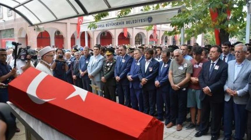 Şehit Polisin Ateşi Bursa'ya D&uuml;şt&uuml; (2)