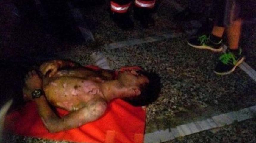 Vagon &Uuml;zerinde Selfie Yapan Gen&ccedil; Akıma Kapıldı