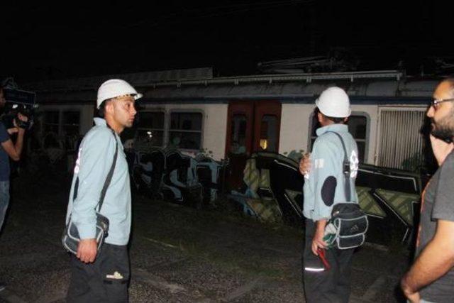 Vagon &Uuml;zerinde Selfie Yapan Gen&ccedil; Akıma Kapıldı 2