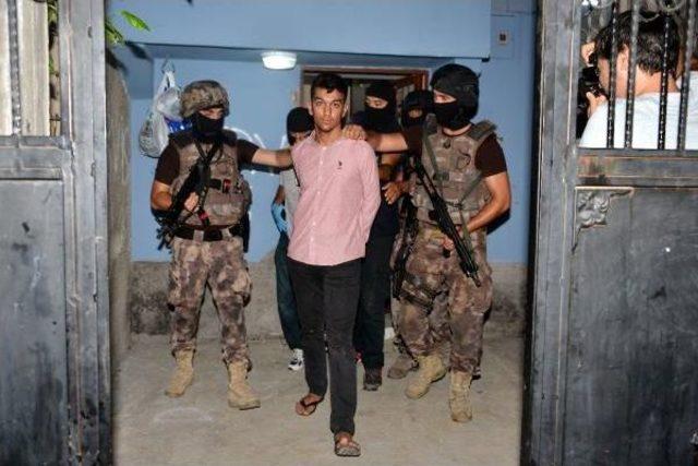 Adana da Pkk Operasyonu: 12 G&ouml;zaltı 2