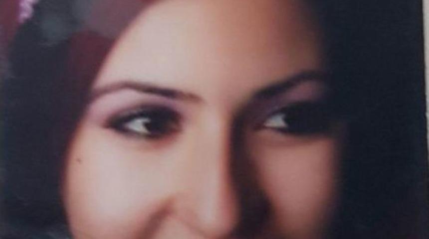 Birlikte Yaşadığı Kadını Vurduktan Sonra İntihar Etti