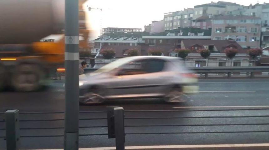 (&ouml;zel Haber) E5&rsquo;te Mendil Satan &Ccedil;ocukların &Ouml;l&uuml;mle Dansı