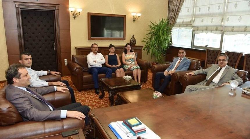 Vali Su&rsquo;dan, Cumhuriyet Başsavcısı Ve Baro Başkanına Ziyaret