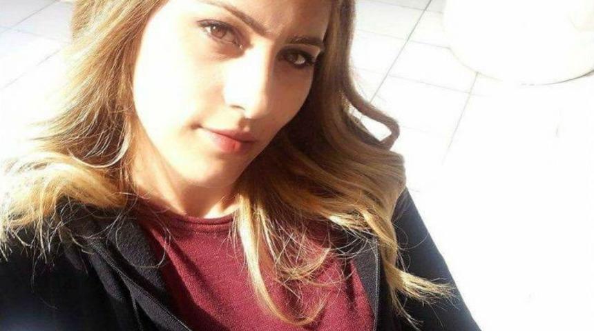 Kazada Hayatını Kaybeden 1 &Ccedil;ocuk Annesi Kuaf&ouml;r Toprağa Verildi