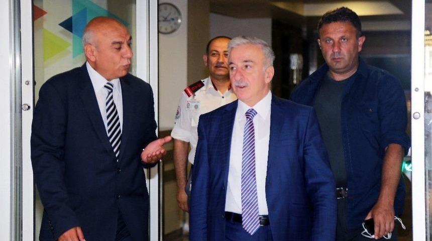 Vali Kam&ccedil;ı&rsquo;dan T&uuml;rk Telekom B&ouml;lge M&uuml;d&uuml;rl&uuml;ğ&uuml;ne Ziyaret