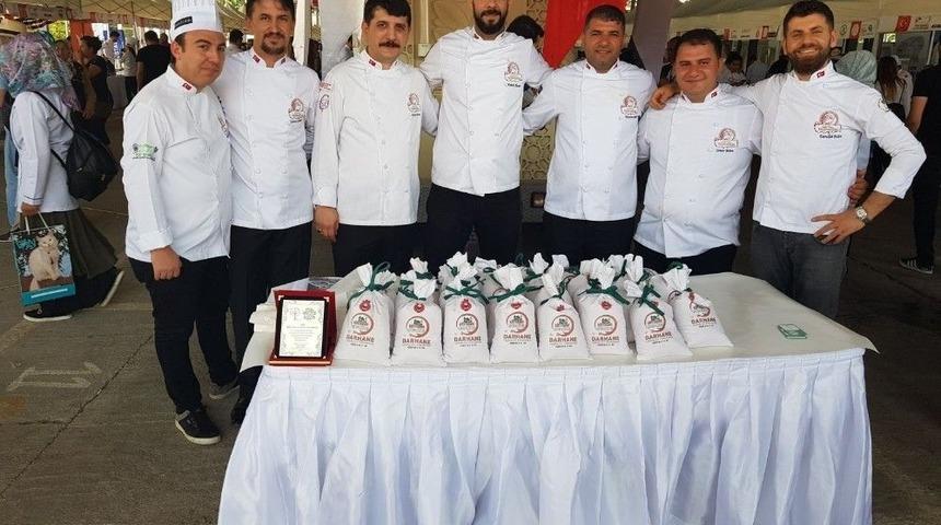 Bolu Mengen&rsquo;de 20 Bin Kişiye Uşak Tarhanası İkram Edildi