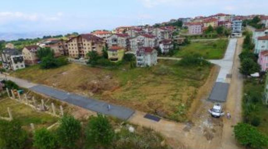 5 Sokakta Beton Yol &Ccedil;alışması