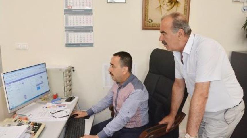 Belediyede Parası Kalan Esnafa &lsquo;Gel Kardeşim Al Paranı&rsquo; Kampanyası