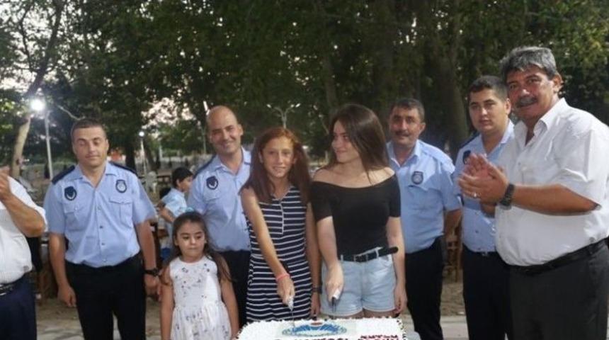 Burhaniye&rsquo;de Zabıtalar Dayanışma Yemeğinde Bir Araya Geldi