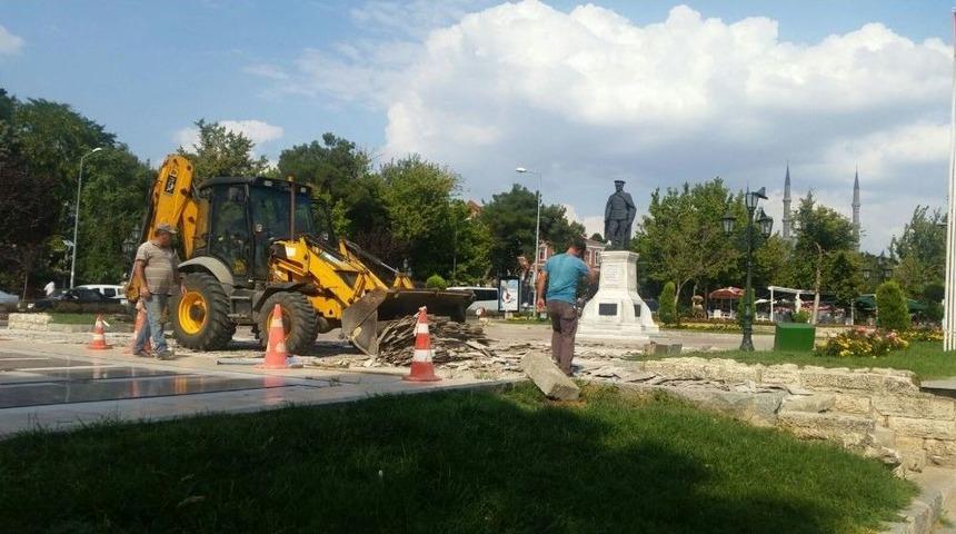 Başkan G&uuml;rkan: &ldquo;atat&uuml;rk Anıtı Bir Yıl Sonra Yeniden D&uuml;zenlenecek&rdquo;