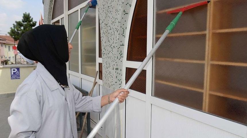 Boz&uuml;y&uuml;k&rsquo;te Kurban Bayramı Temizliği