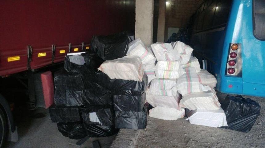 Van&rsquo;da 91 Bin 500 Paket Ka&ccedil;ak Sigara Ele Ge&ccedil;irildi