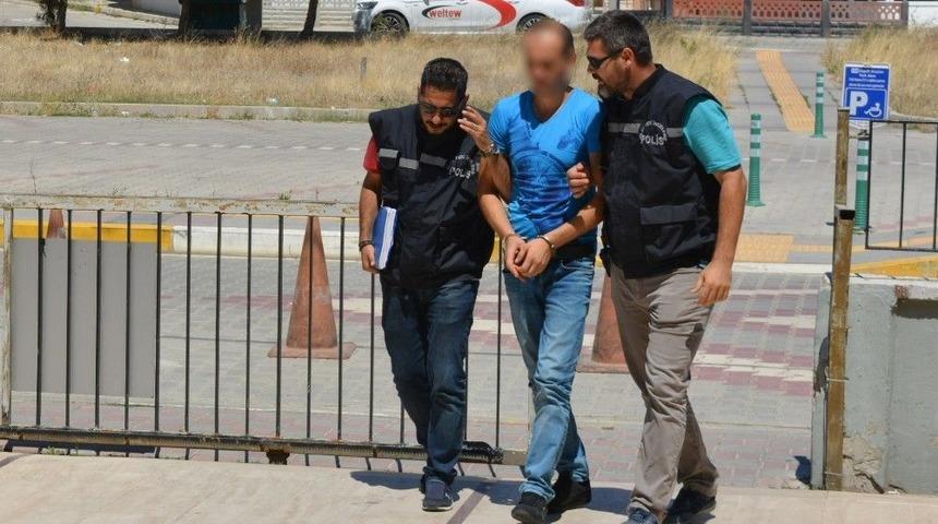 Yayaya &Ccedil;arptı, Polisten Ka&ccedil;amadı