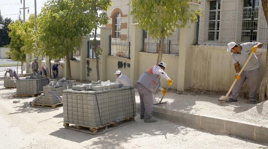Şehitkamil&rsquo;den Merveşehir Mahallesine Kaldırım &Ccedil;alışması