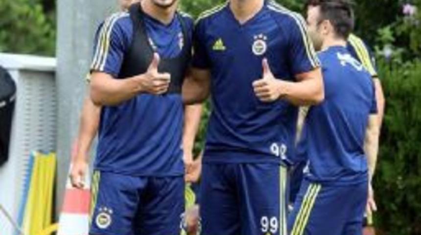 Fenerbah&ccedil;e'de Soldado Takımla Birlikte &Ccedil;alıştı