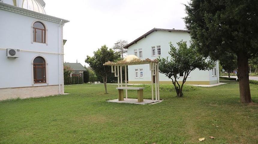 Kırkpınar Merkez Camii &Ccedil;evre D&uuml;zenlemesi Tamamlandı