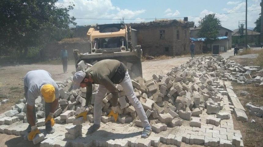 Seydişehir Belediyesi &Ccedil;evre D&uuml;zenleme &Ccedil;alışmalarını S&uuml;rd&uuml;r&uuml;yor