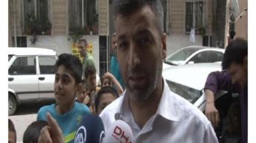 - Esenyurt'taki Silahlı Kişi 3 Saat Sonunda Teslim Oldu