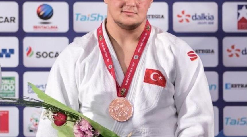 &Ouml;mer Kemal Aydın, T&uuml;rkiye&rsquo;yi Gururlandırdı