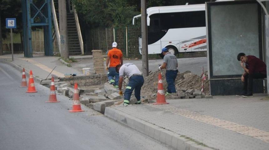 Yeşiltepe-kepez Yolunda Ki Cep Ve Duraklar Yapılıyor