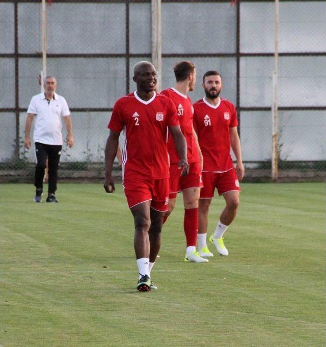 Demir Grup Sivasspor, Evkur Yeni Malatyaspor Maçının Hazırlıklarını Sürdürdü