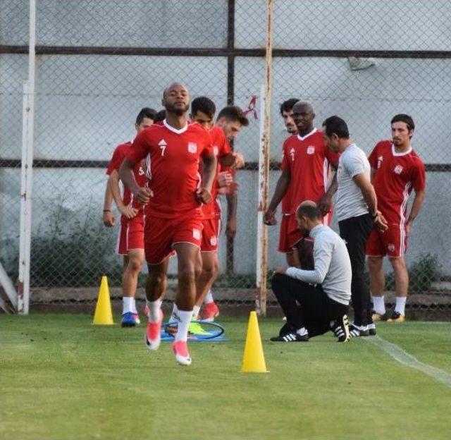 Demir Grup Sivasspor, Evkur Yeni Malatyaspor Maçı Hazırlıklarını Sürdürdü