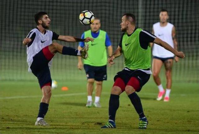 Antalyaspor'da Akhisar Hazırlıkları Başladı