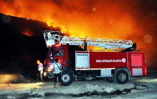 Bodrum'da Katı Atık Depolama Alanında Yangın