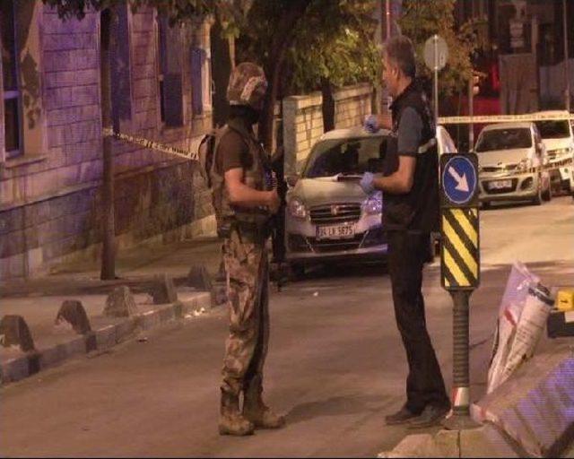 Gaziosmanpaşa'da Kurşunlama,1'i Polis 2 Kişi Hafif Yaralı