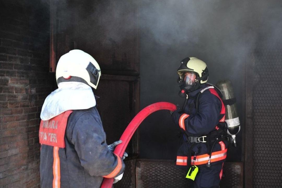 (&ouml;zel Haber) Başkent&rsquo;in Tek Kadın İtfaiye Erinden Kadınlara &Ccedil;ağrı