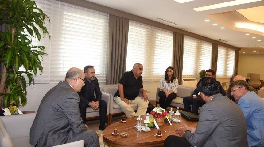 Kozan - Mansurlu Yolu Yapımı Masaya Yatırıldı