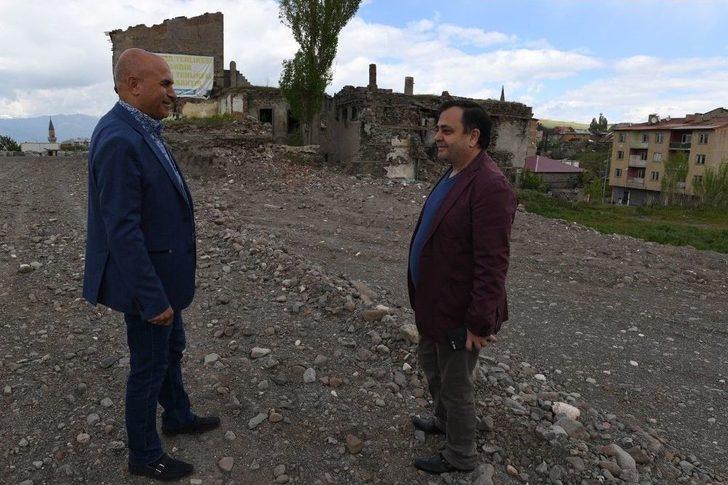 Üç Kümbetler’in Hazinelerini Ortaya Çıkarıyorlar G2