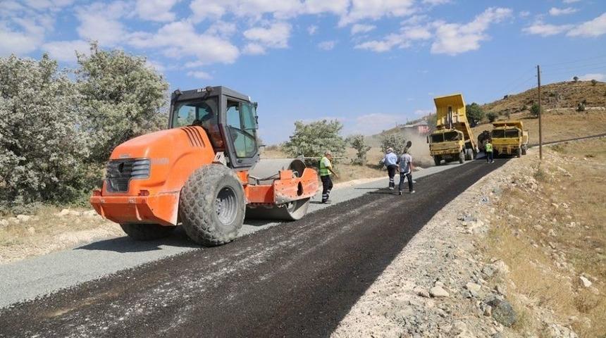 Mazgirt’te Asfaltlama Çalışmaları
