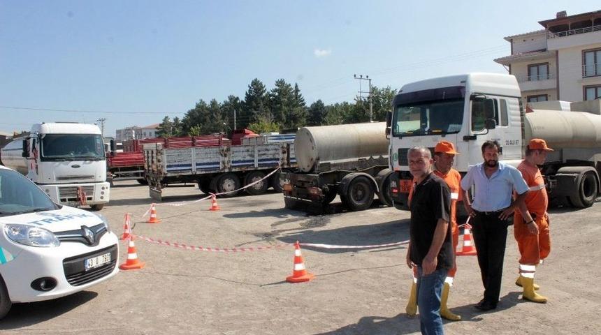 Asit Tankerindeki Sızıntı Polisi Alarma Ge&ccedil;irdi
