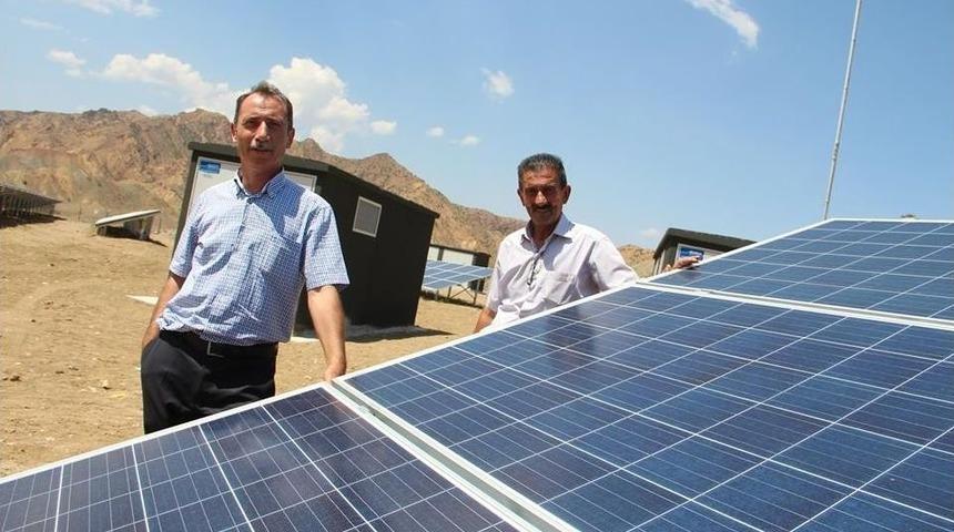 1 Milyon Dolarlık G&uuml;neş Enerji Sistemi Kurdular