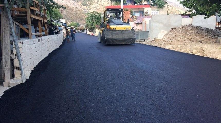 B&uuml;y&uuml;kşehir&rsquo;den Yuvalı Ve Saklısu&rsquo;ya Sıcak Asfalt