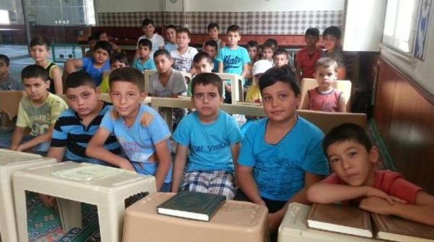 Kuran Kursunda Çocuk Hakları Ve Teknoloji Bağımlılığı Eğitimi