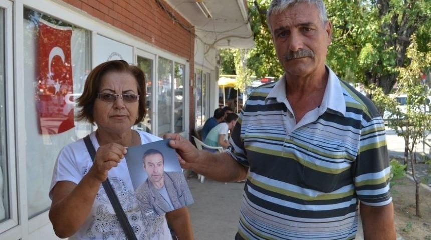 Engelli Kardeşini Her Yerde Arıyor