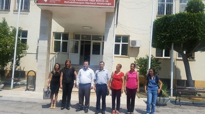 Samandağ Belediyesi Huzurevi Sakinlerinin Yanında