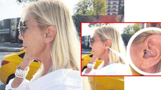 Seda Sayan'ın kulağında çip var