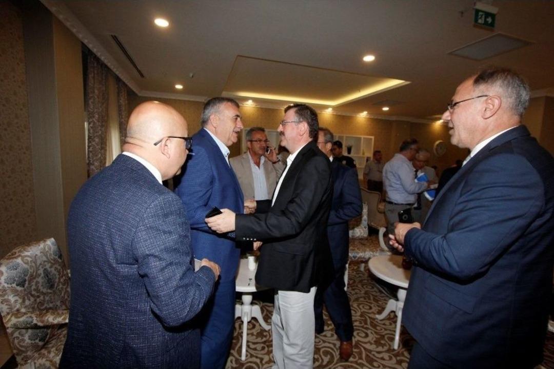 İlhan Bayram, Yerelsen Y&ouml;netiminde