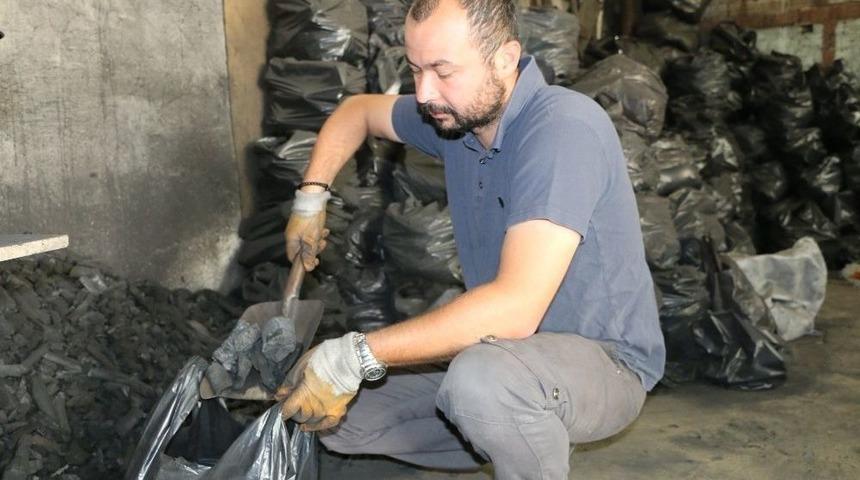 Eskişehir&rsquo;de Bayram &Ouml;ncesi Mangal K&ouml;m&uuml;r&uuml; Satışları