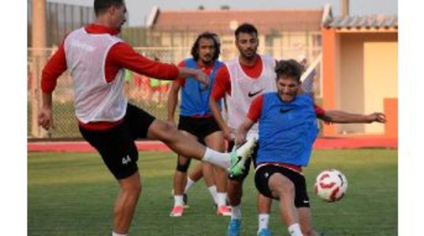Balıkesirspor'un Erzurumspor Ile Oynayacağı Ma&ccedil; Elazığ'a Alındı